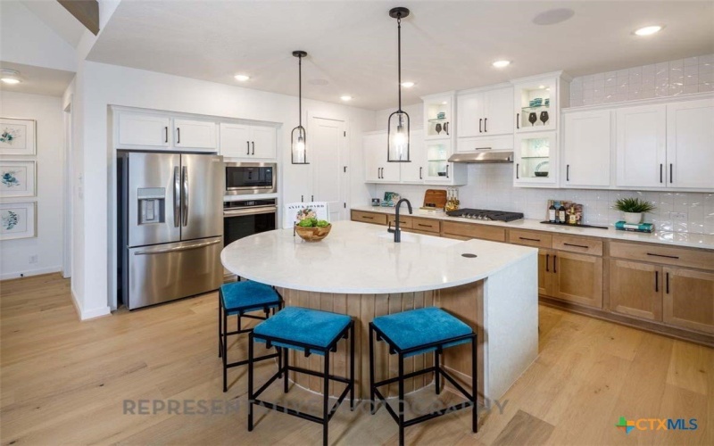 1715 Seekat Drive, New Braunfels, TX 78132, 4 Bedrooms Bedrooms, ,3 BathroomsBathrooms,Residential,For Sale,1715 Seekat Drive,0,602248