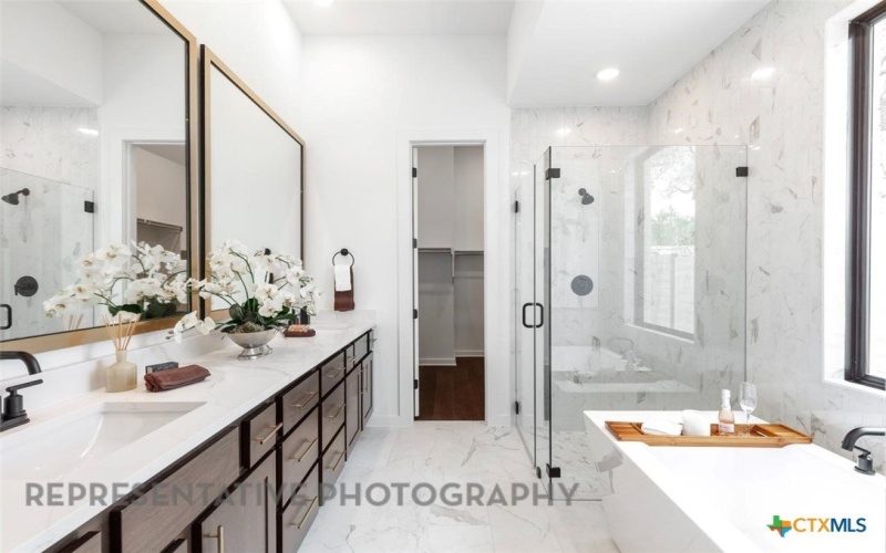 1921 Pining Street, New Braunfels, TX 78132, 4 Bedrooms Bedrooms, ,5 BathroomsBathrooms,Residential,For Sale,1921 Pining Street,0,602249