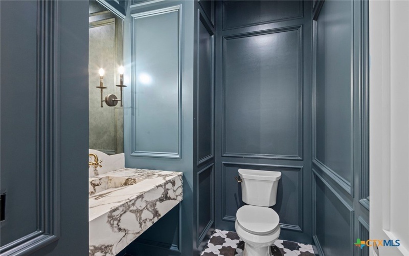 508 Lake Street, Kingsland, TX 78639, 5 Bedrooms Bedrooms, ,5 BathroomsBathrooms,Residential,For Sale,508 Lake Street,0,602345