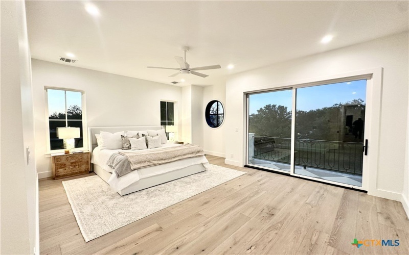 508 Lake Street, Kingsland, TX 78639, 5 Bedrooms Bedrooms, ,5 BathroomsBathrooms,Residential,For Sale,508 Lake Street,0,602345