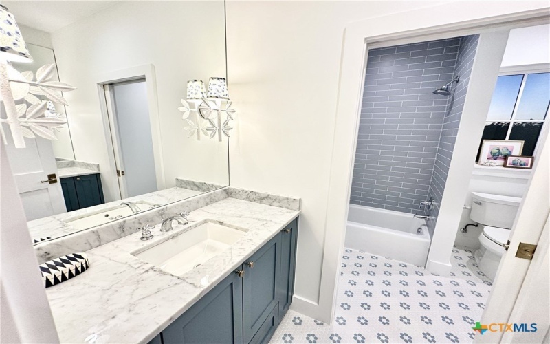 508 Lake Street, Kingsland, TX 78639, 5 Bedrooms Bedrooms, ,5 BathroomsBathrooms,Residential,For Sale,508 Lake Street,0,602345