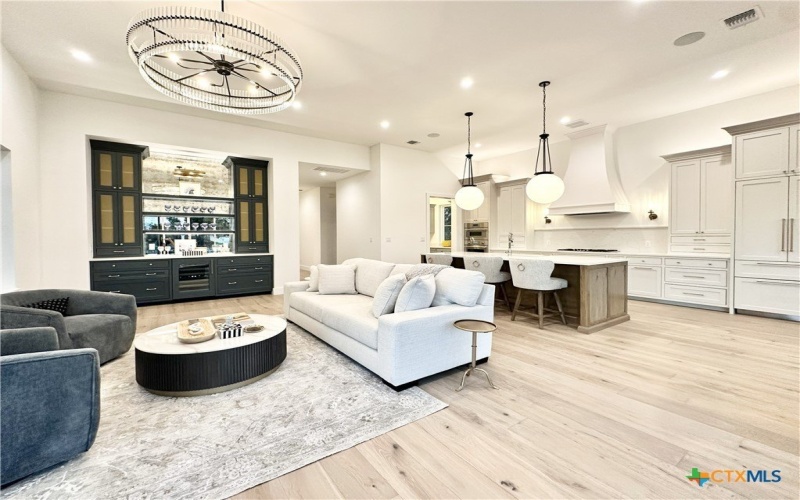 508 Lake Street, Kingsland, TX 78639, 5 Bedrooms Bedrooms, ,5 BathroomsBathrooms,Residential,For Sale,508 Lake Street,0,602345