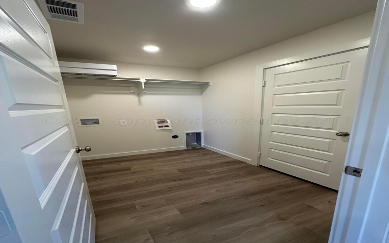 3001 Farmyard Drive, Amarillo, TX 79124, 3 Bedrooms Bedrooms, ,2 BathroomsBathrooms,Residential,For Sale,3001 Farmyard Drive,0,26-682