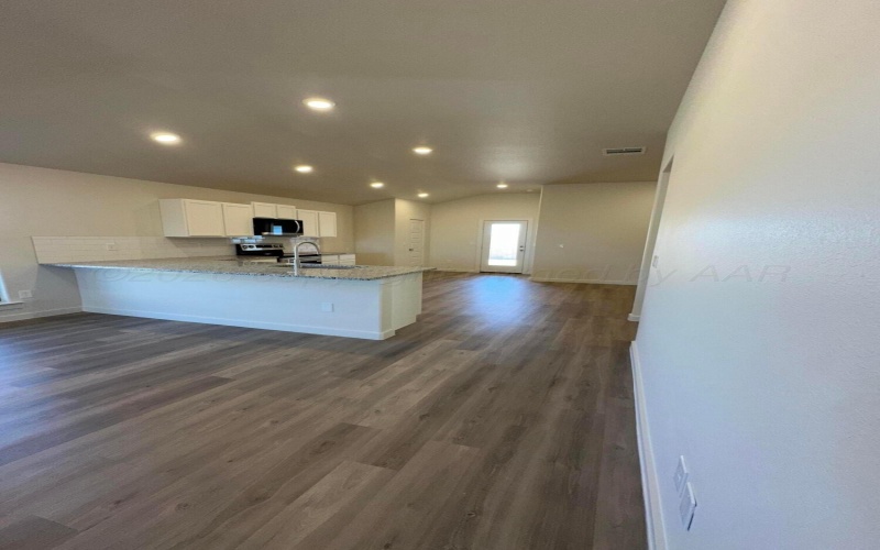 3001 Farmyard Drive, Amarillo, TX 79124, 3 Bedrooms Bedrooms, ,2 BathroomsBathrooms,Residential,For Sale,3001 Farmyard Drive,0,26-682