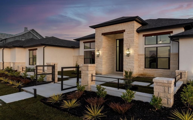 328 Longview Place, Heath, TX 75032, 4 Bedrooms Bedrooms, ,6 BathroomsBathrooms,Residential,For Sale,328 Longview Place,0,21145039