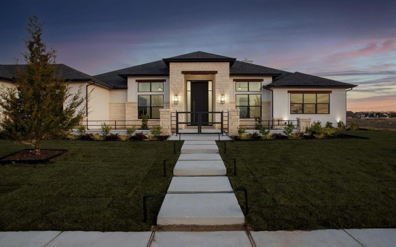 328 Longview Place, Heath, TX 75032, 4 Bedrooms Bedrooms, ,6 BathroomsBathrooms,Residential,For Sale,328 Longview Place,0,21145039