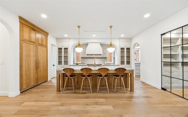 6860 Southridge Drive, Dallas, TX 75214, 5 Bedrooms Bedrooms, ,7 BathroomsBathrooms,Residential,For Sale,6860 Southridge Drive,0,21148589