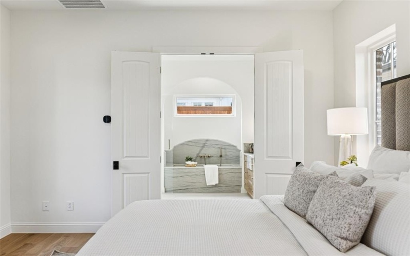 6860 Southridge Drive, Dallas, TX 75214, 5 Bedrooms Bedrooms, ,7 BathroomsBathrooms,Residential,For Sale,6860 Southridge Drive,0,21148589