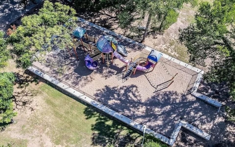 104 Red Oak Street, Alvarado, TX 76009, 1 Bedroom Bedrooms, ,1 BathroomBathrooms,Residential,For Sale,104 Red Oak Street,0,21157078