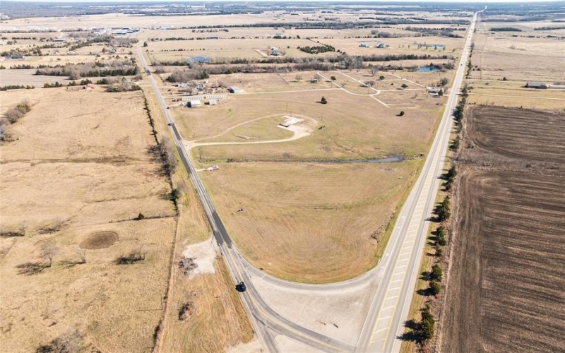 271 S N Side Highway, Paris, TX 75462, ,Commercial Sale,For Sale,271 S N Side Highway,0,21157464