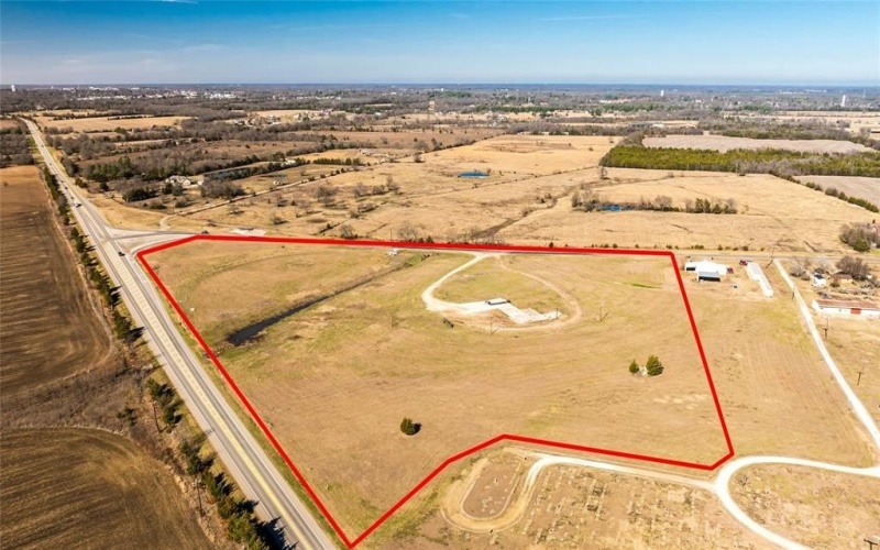 271 S N Side Highway, Paris, TX 75462, ,Commercial Sale,For Sale,271 S N Side Highway,0,21157464
