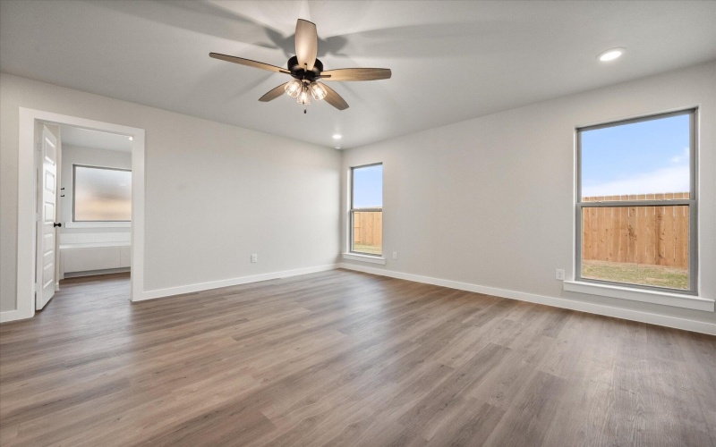 3003 140th Street, Lubbock, TX 79423, 3 Habitaciones Habitaciones , ,2 BañosBaños,Residential,En Venta,3003 140th Street,202553397