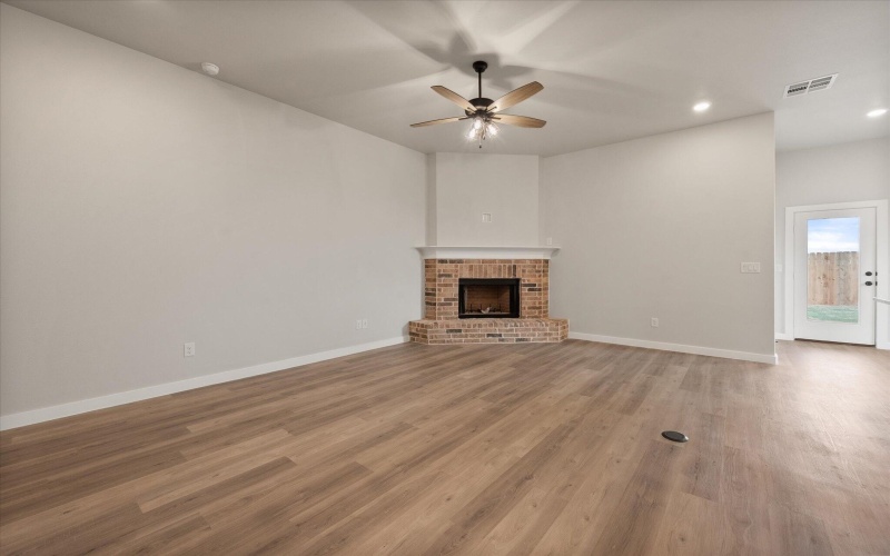 3003 140th Street, Lubbock, TX 79423, 3 Habitaciones Habitaciones , ,2 BañosBaños,Residential,En Venta,3003 140th Street,202553397