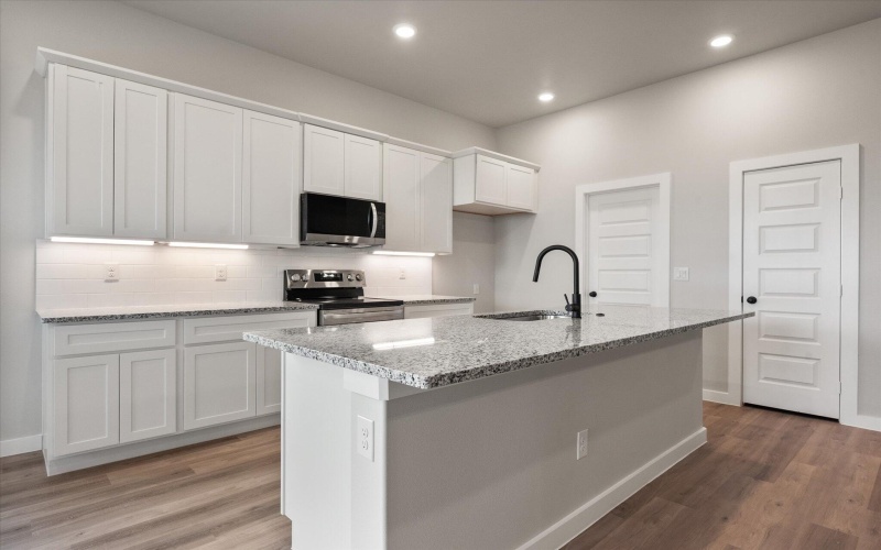 3003 140th Street, Lubbock, TX 79423, 3 Habitaciones Habitaciones , ,2 BañosBaños,Residential,En Venta,3003 140th Street,202553397