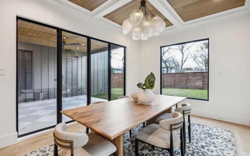 8811 Daytonia Avenue, Dallas, TX 75218, 4 Bedrooms Bedrooms, ,5 BathroomsBathrooms,Residential,For Sale,8811 Daytonia Avenue,0,21157948