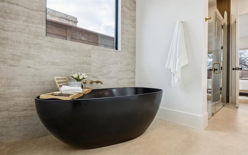 8811 Daytonia Avenue, Dallas, TX 75218, 4 Bedrooms Bedrooms, ,5 BathroomsBathrooms,Residential,For Sale,8811 Daytonia Avenue,0,21157948