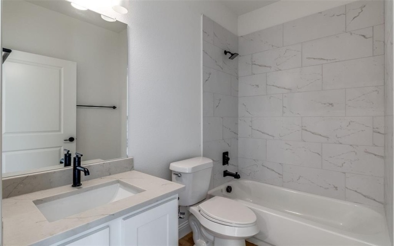 5814 Carlton Garrett Street, Dallas, TX 75215, 3 Bedrooms Bedrooms, ,2 BathroomsBathrooms,Residential,For Sale,5814 Carlton Garrett Street,0,21158353