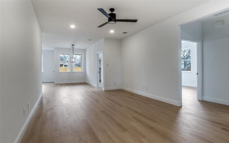 5814 Carlton Garrett Street, Dallas, TX 75215, 3 Habitaciones Habitaciones , ,2 BañosBaños,Residential,En Venta,5814 Carlton Garrett Street,0,21158353