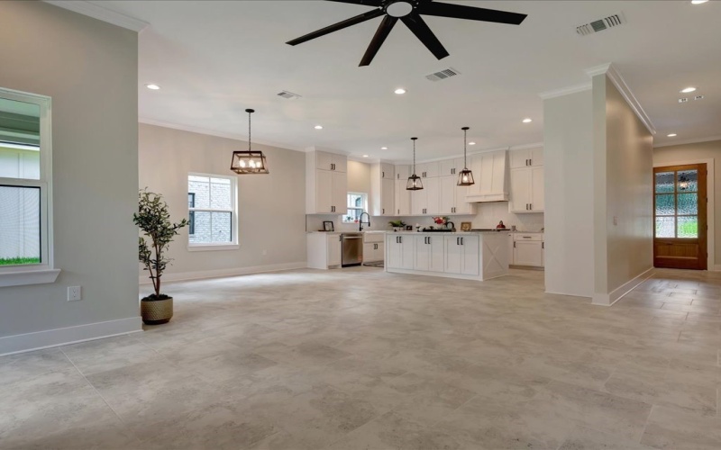 1713 Champions Drive, Lufkin, TX 75901, 3 Bedrooms Bedrooms, ,2 BathroomsBathrooms,Residential,For Sale,1713 Champions Drive,5104559