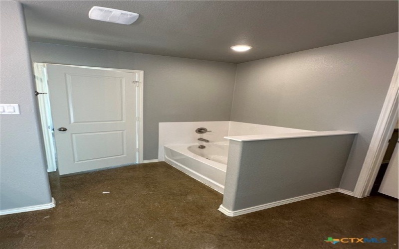 1413 Fossil Trail, Belton, TX 76513, 4 Bedrooms Bedrooms, ,2 BathroomsBathrooms,Residential,For Sale,1413 Fossil Trail,0,602370