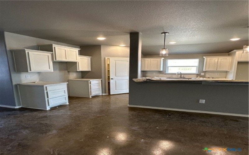 1413 Fossil Trail, Belton, TX 76513, 4 Bedrooms Bedrooms, ,2 BathroomsBathrooms,Residential,For Sale,1413 Fossil Trail,0,602370