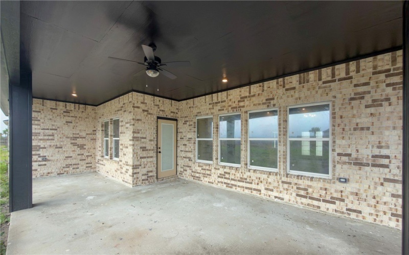 2602 Atlantic View Street, Corpus Christi, TX 78415, 4 Habitaciones Habitaciones , ,5 BañosBaños,Residential,En Venta,2602 Atlantic View Street,0,468754