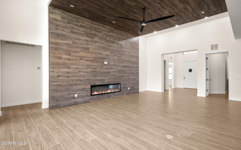 5646 RIVER RUN Street, El Paso, TX 79932, 4 Bedrooms Bedrooms, ,5 BathroomsBathrooms,Residential,For Sale,5646 RIVER RUN Street,0,936827