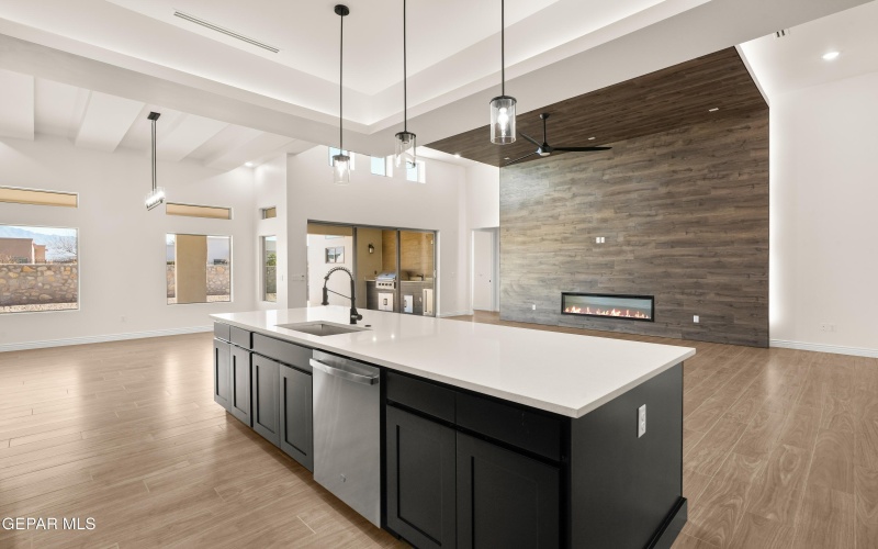 5646 RIVER RUN Street, El Paso, TX 79932, 4 Bedrooms Bedrooms, ,5 BathroomsBathrooms,Residential,For Sale,5646 RIVER RUN Street,0,936827