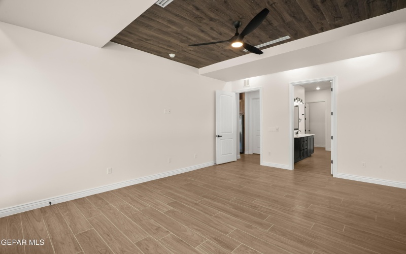 5646 RIVER RUN Street, El Paso, TX 79932, 4 Bedrooms Bedrooms, ,5 BathroomsBathrooms,Residential,For Sale,5646 RIVER RUN Street,0,936827