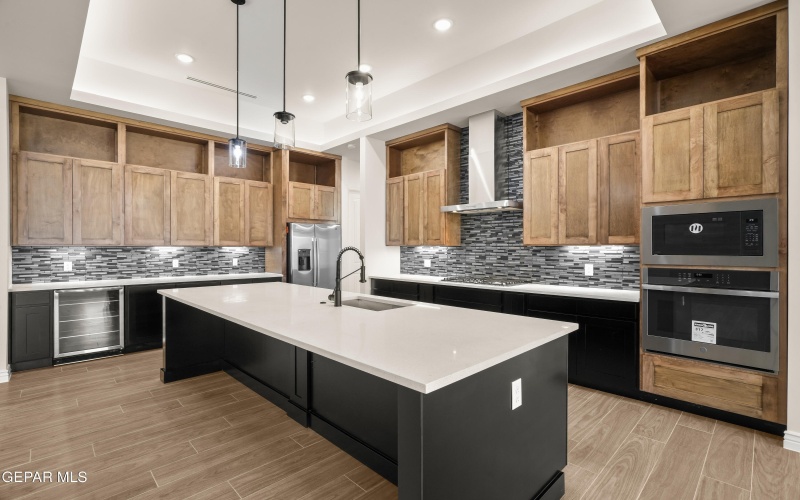 5646 RIVER RUN Street, El Paso, TX 79932, 4 Bedrooms Bedrooms, ,5 BathroomsBathrooms,Residential,For Sale,5646 RIVER RUN Street,0,936827