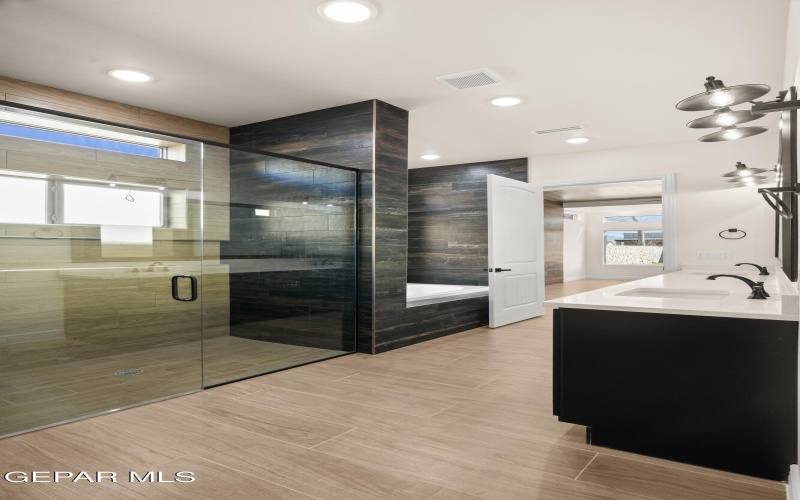 5646 RIVER RUN Street, El Paso, TX 79932, 4 Bedrooms Bedrooms, ,5 BathroomsBathrooms,Residential,For Sale,5646 RIVER RUN Street,0,936827