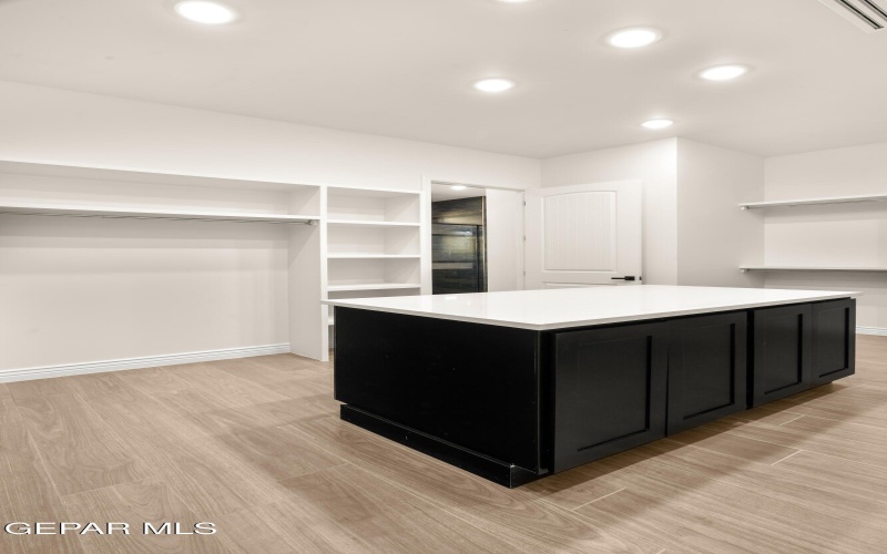 5646 RIVER RUN Street, El Paso, TX 79932, 4 Bedrooms Bedrooms, ,5 BathroomsBathrooms,Residential,For Sale,5646 RIVER RUN Street,0,936827