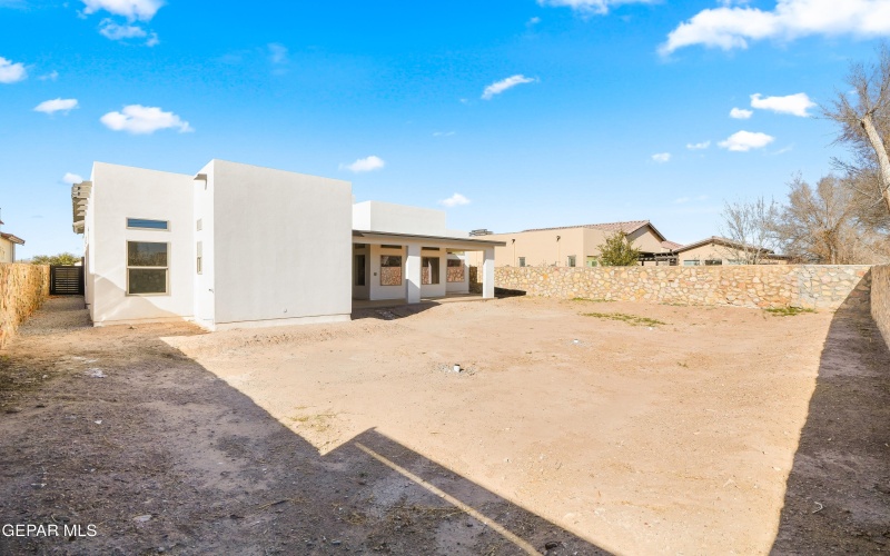 5646 RIVER RUN Street, El Paso, TX 79932, 4 Bedrooms Bedrooms, ,5 BathroomsBathrooms,Residential,For Sale,5646 RIVER RUN Street,0,936827