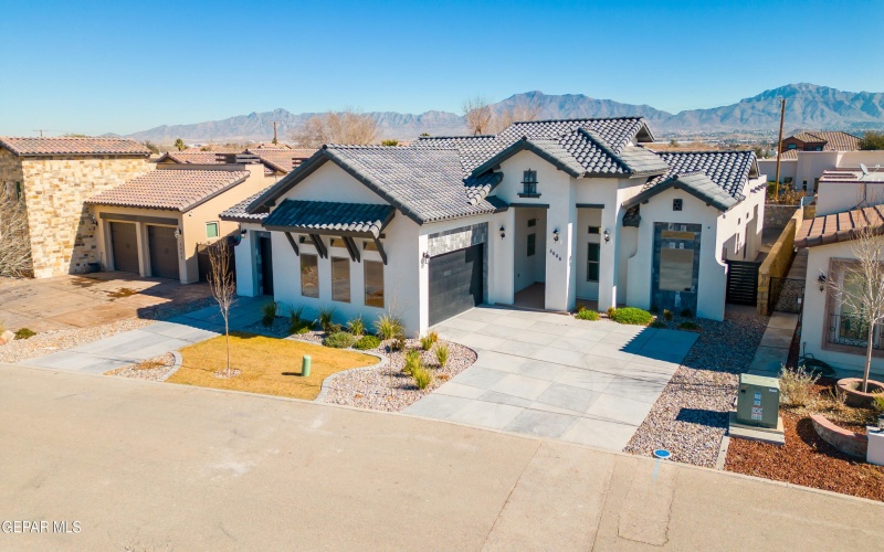 5646 RIVER RUN Street, El Paso, TX 79932, 4 Bedrooms Bedrooms, ,5 BathroomsBathrooms,Residential,For Sale,5646 RIVER RUN Street,0,936827