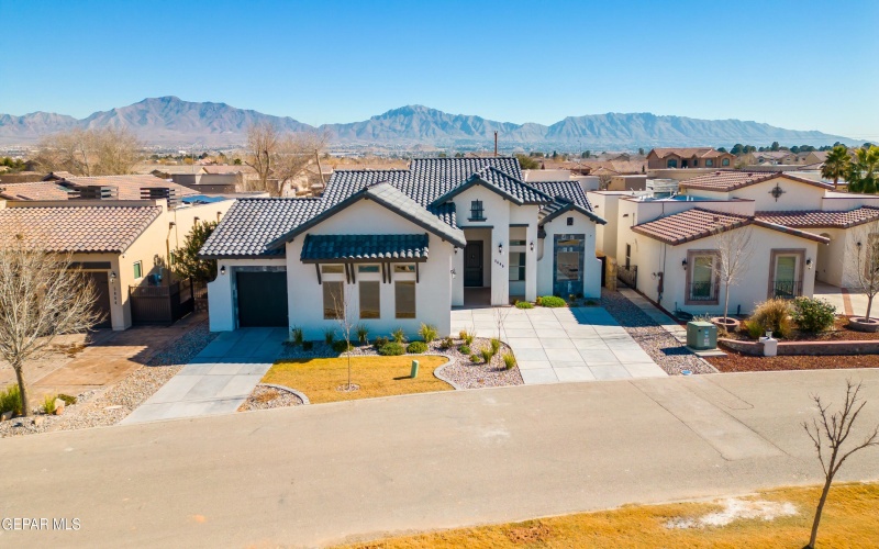 5646 RIVER RUN Street, El Paso, TX 79932, 4 Bedrooms Bedrooms, ,5 BathroomsBathrooms,Residential,For Sale,5646 RIVER RUN Street,0,936827