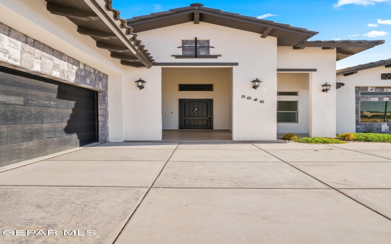 5646 RIVER RUN Street, El Paso, TX 79932, 4 Bedrooms Bedrooms, ,5 BathroomsBathrooms,Residential,For Sale,5646 RIVER RUN Street,0,936827