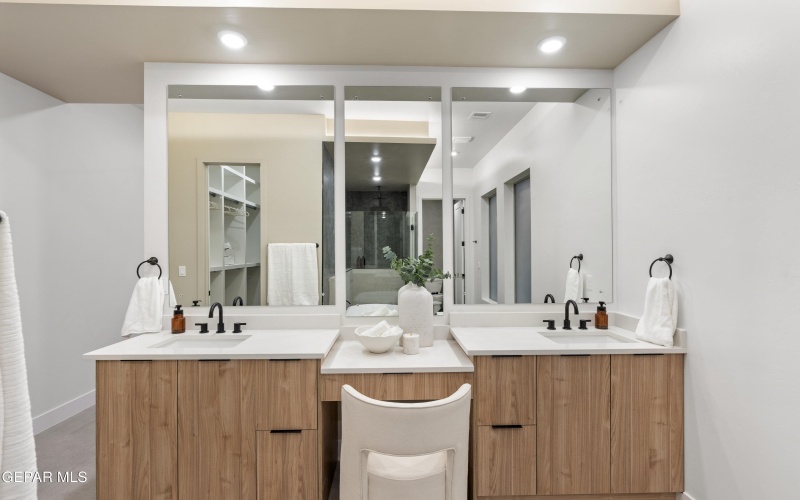 12745 PERSISTENCE Avenue, El Paso, TX 79928, 3 Bedrooms Bedrooms, ,2 BathroomsBathrooms,Residential,For Sale,12745 PERSISTENCE Avenue,0,936835