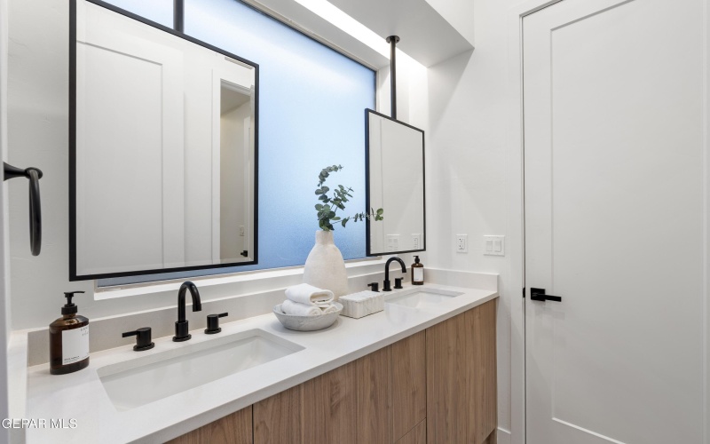 12745 PERSISTENCE Avenue, El Paso, TX 79928, 3 Bedrooms Bedrooms, ,2 BathroomsBathrooms,Residential,For Sale,12745 PERSISTENCE Avenue,0,936835