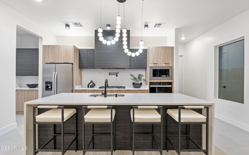 12745 PERSISTENCE Avenue, El Paso, TX 79928, 3 Bedrooms Bedrooms, ,2 BathroomsBathrooms,Residential,For Sale,12745 PERSISTENCE Avenue,0,936835