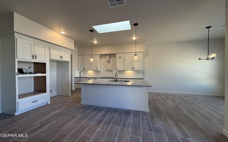 817 FAIRFORD Place, El Paso, TX 79928, 4 Bedrooms Bedrooms, ,3 BathroomsBathrooms,Residential,For Sale,817 FAIRFORD Place,0,936875