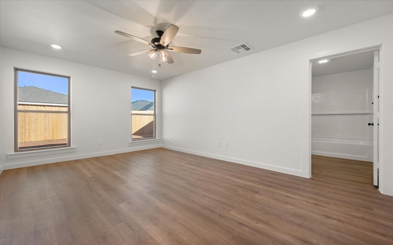 13831 Gary Avenue, Lubbock, TX 79423, 4 Habitaciones Habitaciones , ,2 BañosBaños,Residential,En Venta,13831 Gary Avenue,0,202600945