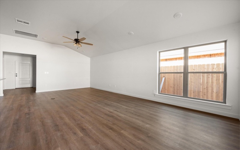 13831 Gary Avenue, Lubbock, TX 79423, 4 Habitaciones Habitaciones , ,2 BañosBaños,Residential,En Venta,13831 Gary Avenue,0,202600945