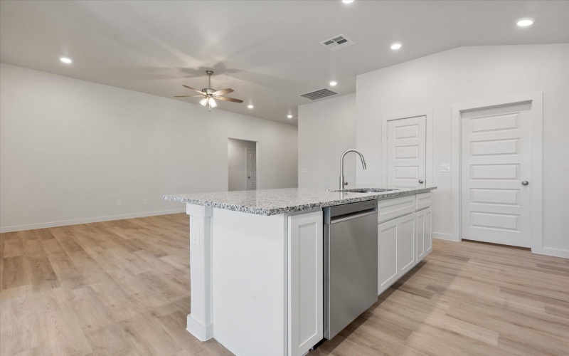 6306 Virginia Avenue, Lubbock, TX 79407, 3 Habitaciones Habitaciones , ,2 BañosBaños,Residential,En Venta,6306 Virginia Avenue,0,202600947