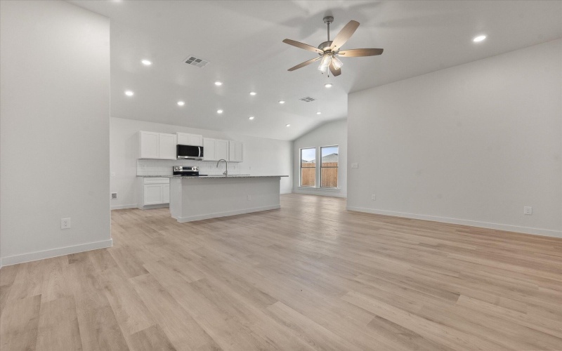 6306 Virginia Avenue, Lubbock, TX 79407, 3 Habitaciones Habitaciones , ,2 BañosBaños,Residential,En Venta,6306 Virginia Avenue,0,202600947