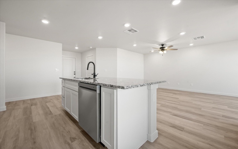 2204 Corpus Avenue, Wolfforth, TX 79382, 3 Habitaciones Habitaciones , ,2 BañosBaños,Residential,En Venta,2204 Corpus Avenue,0,202600949