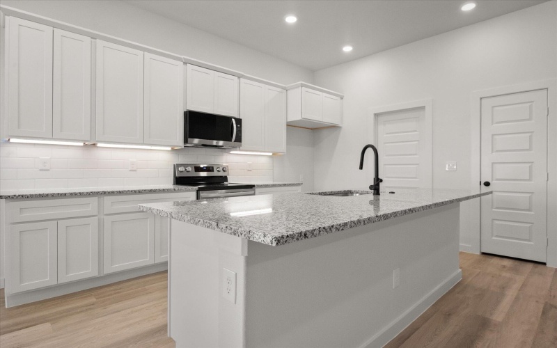 2427 Aberdeen Avenue, Wolfforth, TX 79382, 3 Habitaciones Habitaciones , ,2 BañosBaños,Residential,En Venta,2427 Aberdeen Avenue,0,202600950