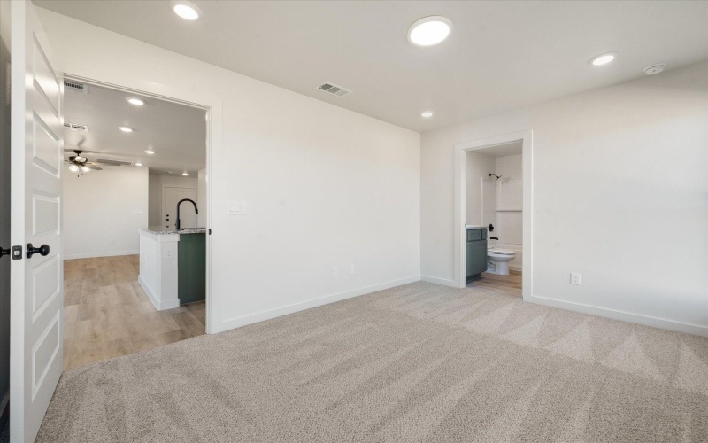 518 E 23rd Street, Wolfforth, TX 79382, 3 Habitaciones Habitaciones , ,2 BañosBaños,Residential,En Venta,518 E 23rd Street,0,202600956