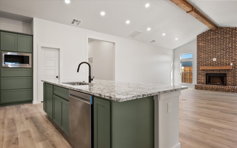 7013 16th Street, Lubbock, TX 79416, 4 Bedrooms Bedrooms, ,3 BathroomsBathrooms,Residential,For Sale,7013 16th Street,0,202600963