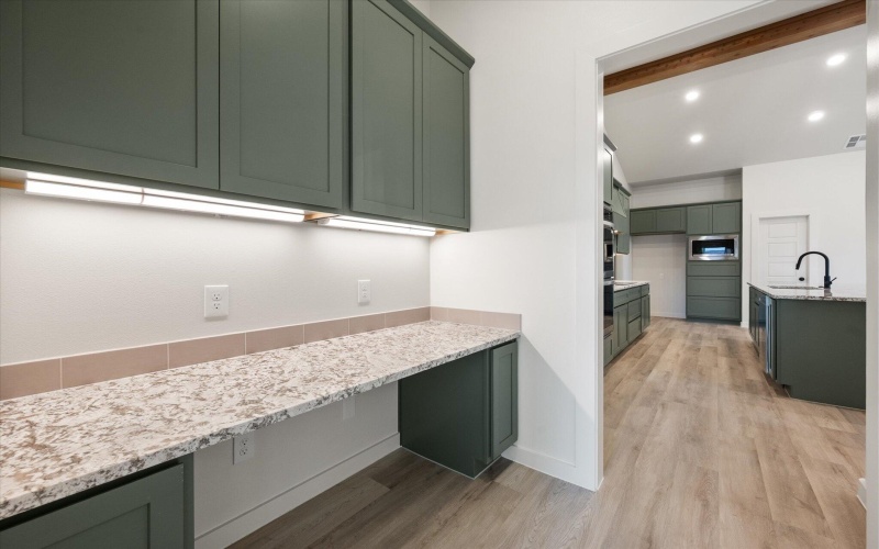 7013 16th Street, Lubbock, TX 79416, 4 Bedrooms Bedrooms, ,3 BathroomsBathrooms,Residential,For Sale,7013 16th Street,0,202600963