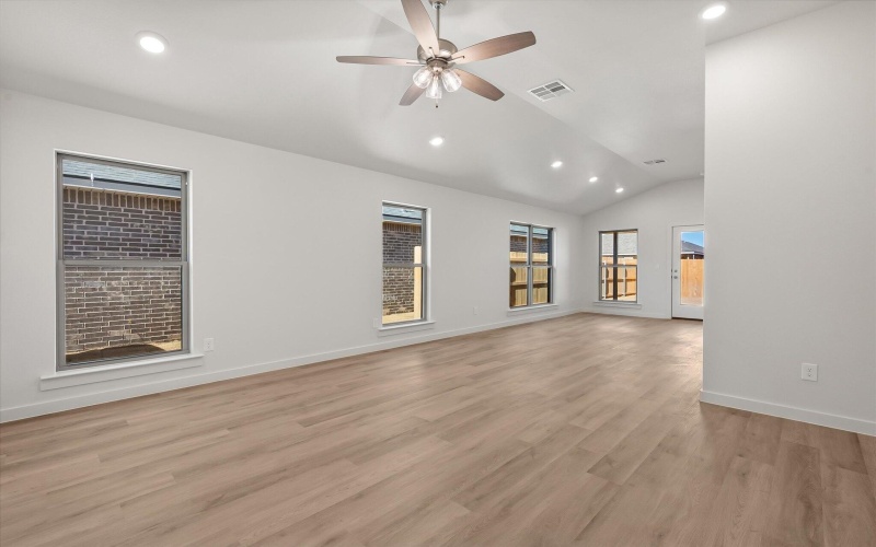 5642 Rice Street, Lubbock, TX 79416, 4 Habitaciones Habitaciones , ,2 BañosBaños,Residential,En Venta,5642 Rice Street,0,202600965